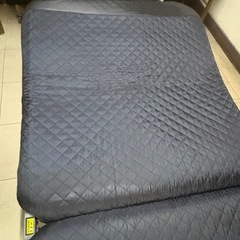 折り畳みベッドの画像
