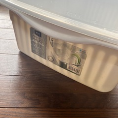   ［取り引き中］蓋付き水切りかごの画像