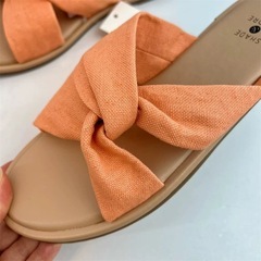 新品タグ付　麻綿混　サンダルの画像