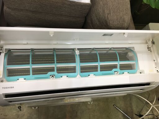 TOSHIBAルームエアコン　２０２１年　２．２KW（６～９畳）標準工賃込み