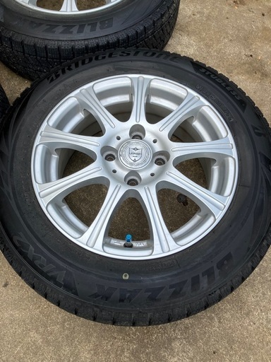 スタッドレスタイヤ2022年製　ブリヂストンVRX2  165/70R14 4本
