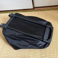 ソフトキャリーケース　粗大ゴミ申し込みました。欲しい方はお急ぎください。受渡場所変更。見てからやめてもokの画像