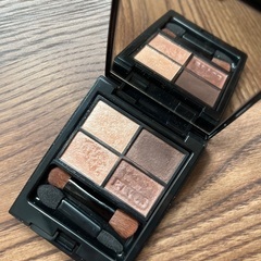 「ETVOS ミネラルクラッシィシャドー #スローベージュ」を500円で売りますの画像