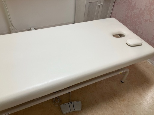 ☆美品☆エステベッド 電動②