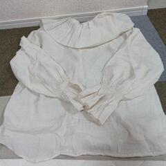 ロペピクニックのブラウスの画像