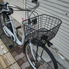 moitie[モエティエ]26吋 アルミフレームのタウンサイクル 内装3段/LEDオート(ライトグレー)の画像