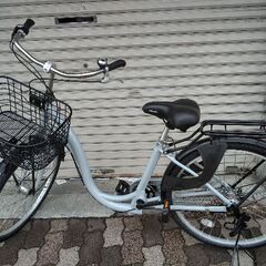 moitie[モエティエ]26吋 アルミフレームのタウンサイクル 内装3段/LEDオート(ライトグレー)の画像