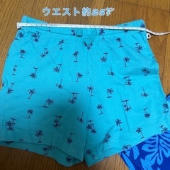 GAP KIDS 半ズボン 120-130 セット売りの画像