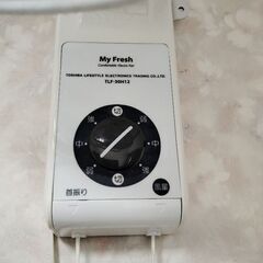 ① 壁掛け扇風機　TOSHIBA　30cm5枚羽根の画像