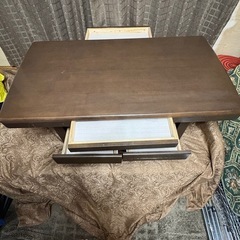 ０円　あげます！テーブル　引き取りにてお願いしますの画像