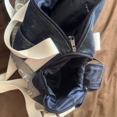 TOMYバッグの画像
