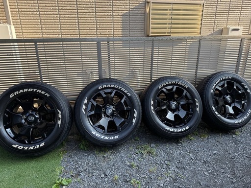 ハイラックスブラックラディーエディション純正アルホイルタイヤ4本セット