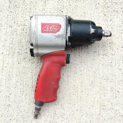 EISHIN　ES POWER EC-1600P　エアーインパクト 12.7mm

の画像