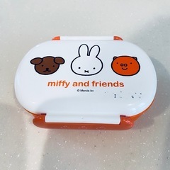 ミッフィー弁当箱