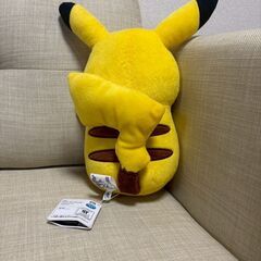 ピカチュウ　ぬいぐるみの画像