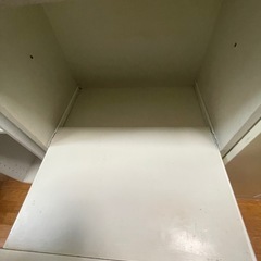 食器棚の画像