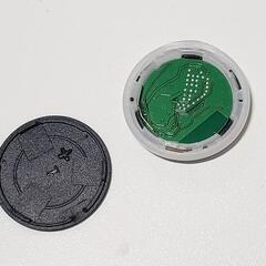 TrackR PIXEL LED搭載＆超軽量コインサイズのトラッカールピクセルの画像