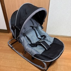 カトージ KATOJIバウンサー テーブル付き　※クリーニング済みの画像