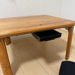 ミニテーブルと座椅子 の画像