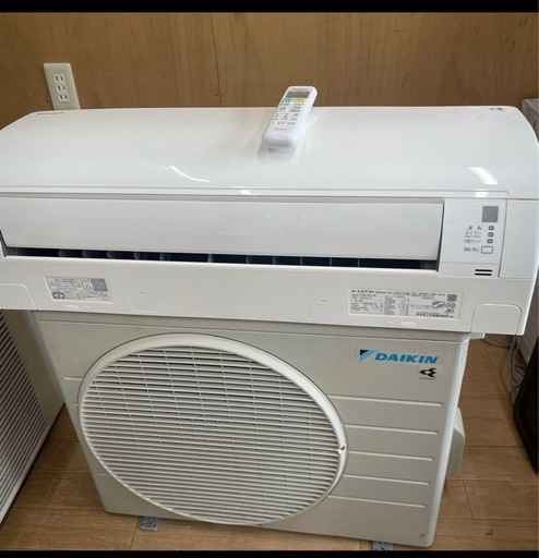 2022年製 エアコン10畳 (決まりました)