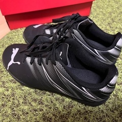 PUMA アタッカント TT Jr 　サッカー トレーニングシューズ サイズ20.0 子供用の画像