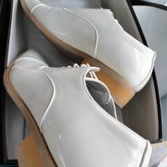 ブライダルシューズ　エナメルシューズの画像