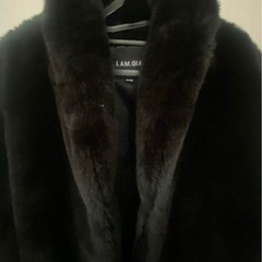 I AM GIA ファーコートの画像
