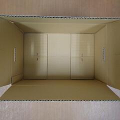 丈夫な中古ダンボールの画像