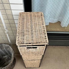 すき間収納　ストッカーの画像