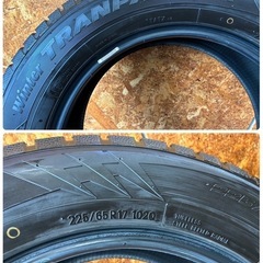 225/65R17🌈2022年製日本製バリ溝スタッドレス🌈TOYOタイヤ🌈ウィンタートランパスTX🌈の画像
