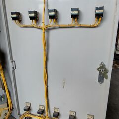 三相　動力　２００V　分電盤の画像