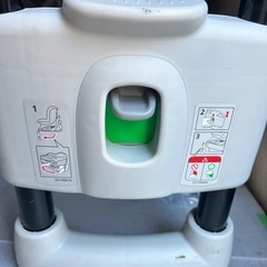 AILEBEBEチャイルドシートの画像