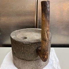 資料館放出品 レトロな 石臼 ひき臼 直径30cm 石臼挽き そば 小麦 コーヒーなど リアルに使えそうです！ 中古品 ④の画像