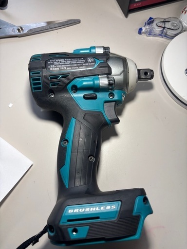 マキタインパクトレンチ TW300D18v中古本体のみ