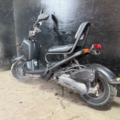 ★支払総額7.5万円★定休日なし！いつでも現車確認可能です！ ホンダ ズーマー マッドAF58 人気のズーマー！ ロンホイ！バックレスト付きレール！ カスタムベースに♪の画像