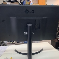 【PCモニター】【LG】31.5インチ★2017年製クリーニング済み/6ヶ月保証【管理番号12306】横の画像