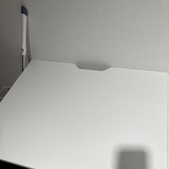 デスク（白）の画像