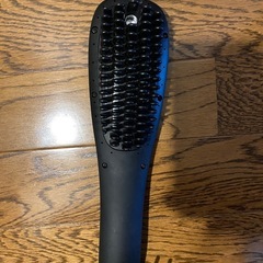 ミスト付きヘアブラシアイロンの画像