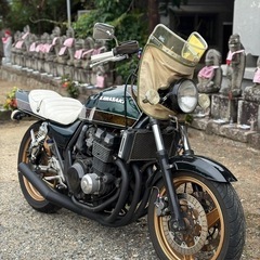Kawasaki zrx400