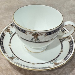 Wedgwoodティーカップ&プレートのセット２組 の画像