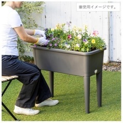 未使用　コメリ 脚付きプランターの画像