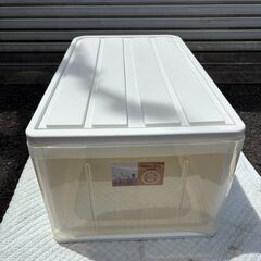 美品★衣装ケース★ホワイト★日本製
