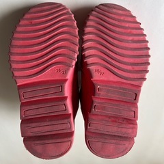 ZARA 16-17cmキッズスニーカーの画像
