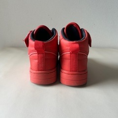 ZARA 16-17cmキッズスニーカーの画像