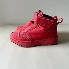 ZARA 16-17cmキッズスニーカーの画像