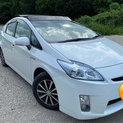 TOYOTA PRIUS SUN ROOF の画像