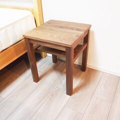 【良品】MUJI 無印良品 木製サイドテーブルベンチ　板座　節あり  EA51 ②の画像