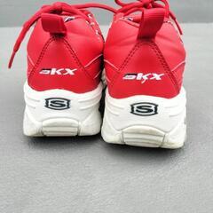 スニーカー　スケッチャーズの画像
