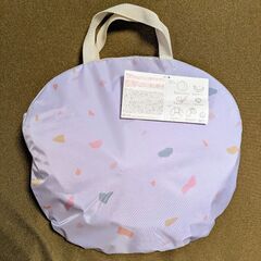 サンシェード付きPOPUPプールの画像