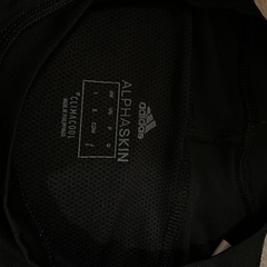 adidasストレッチTシャツの画像